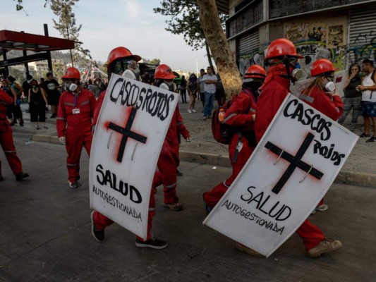 Revuelta social sigue en Chile con potentes protestas en Santiago (FOTOS)
