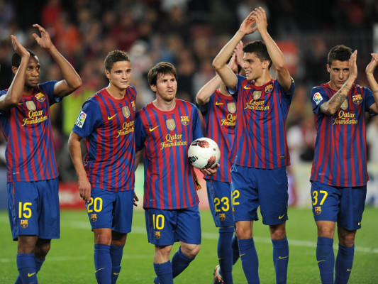 Un Messi de récord pulveriza al Málaga