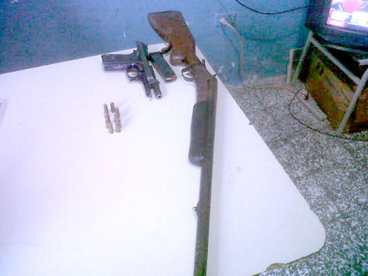 Policía: 37 detenidos en allanamientos simultáneos