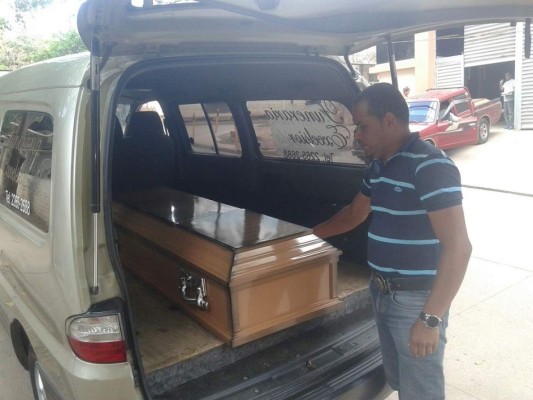 Lanzan cadáver de mujer en la colonia Izaguirre