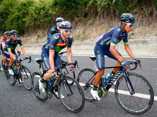 Nairo Quintana gana la novena etapa y es el nuevo líder del Giro de Italia