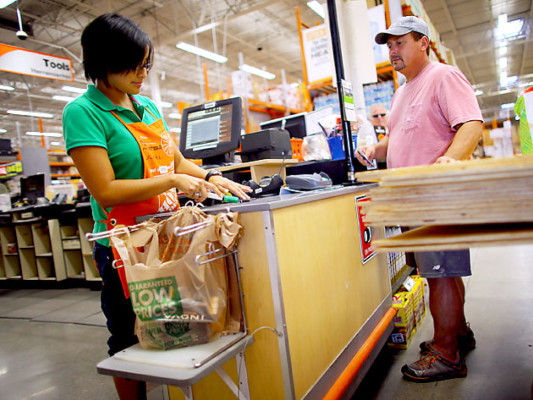 Isaac llega a Cuba con trayectoria hacia Florida, tras matar a niña en Haití