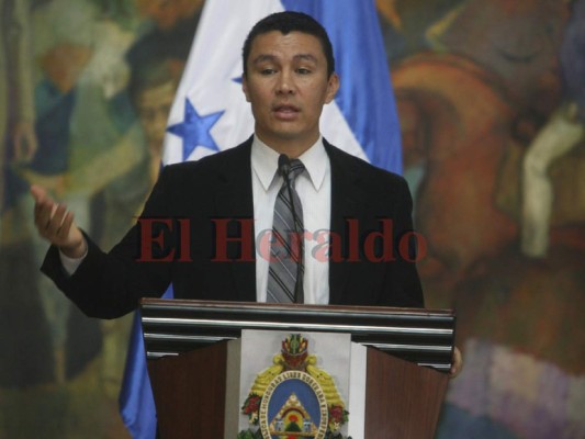 Ebal Díaz: Almagro está confabulado con Alianza para robarse elección en Honduras