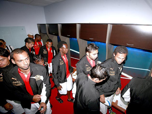 Aficionados del Olimpia quieren sede para el campeón