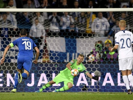 Italia venció 2-1 a Finlandia y da un paso firme a la Eurocopa 2022