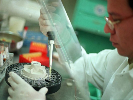 Microbiólogos de Honduras piden equipo para combatir el covid-19