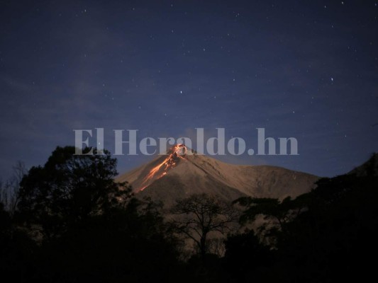 En Guatemala, además del de Fuego, los volcanes Pacaya y Santiaguito han provocado alarma históricamente. Foto AFP
