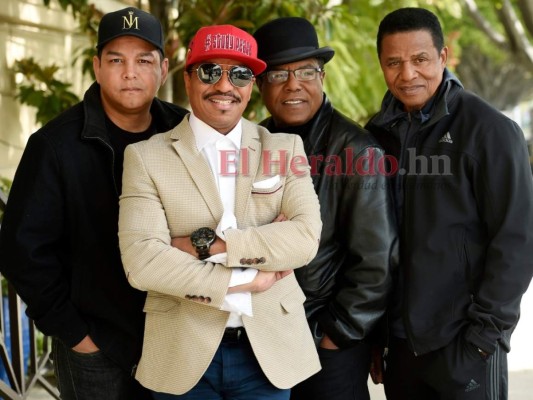 Hermanos defienden a Michael Jackson ante nuevo documental