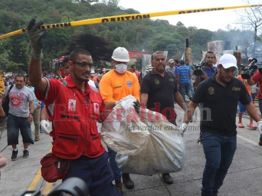 FOTOS: Un manto de luto empaña la zona sur de Honduras tras accidente de rastra