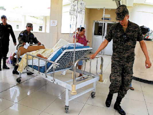 Enfermeras auxiliares a punto de perder personería jurídica si no suspenden paro