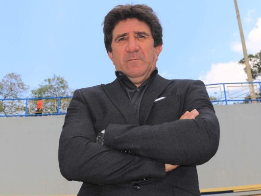 Héctor Vargas DT Olimpia: 'Un niño de cuatro años no se mete solo, alguien lo empujó'