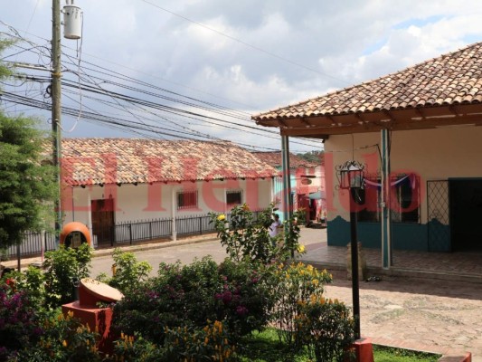 FOTOS: Valle de Ángeles, el municipio de los tallados en cuero y la aventura