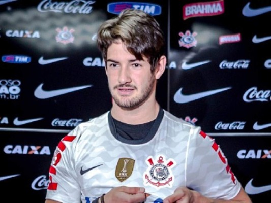 'No queremos a Pato”, expresan aficionados del Sao Paulo