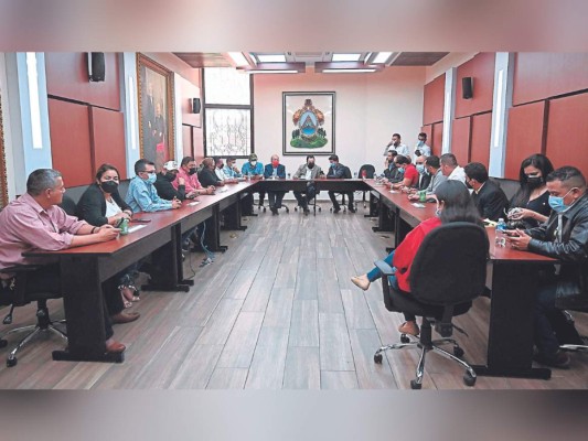 Estancado el diálogo entre Jorge Cálix y Luis Redondo por la directiva del Congreso Nacional