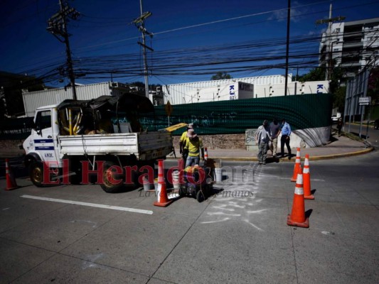 Tras atropellos comienzan a señalizar bulevar Los Próceres (Fotos)