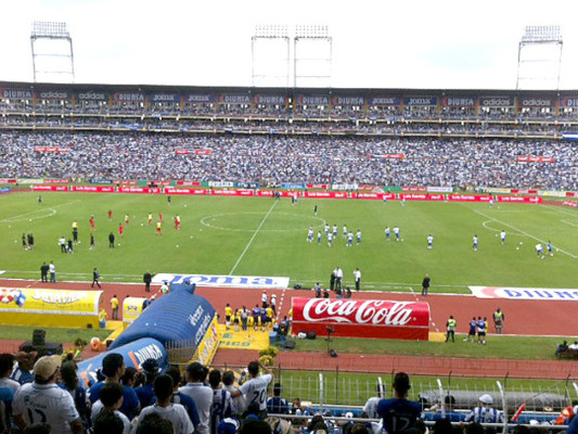 Honduras clasifica a la hexagonal con humillante paliza a Canadá