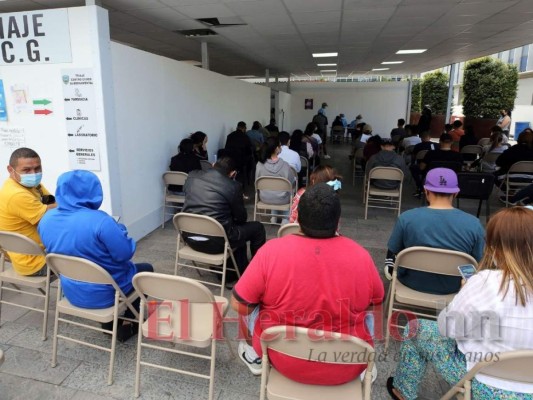 Hasta cuatro horas de espera para una consulta en triajes capitalinos