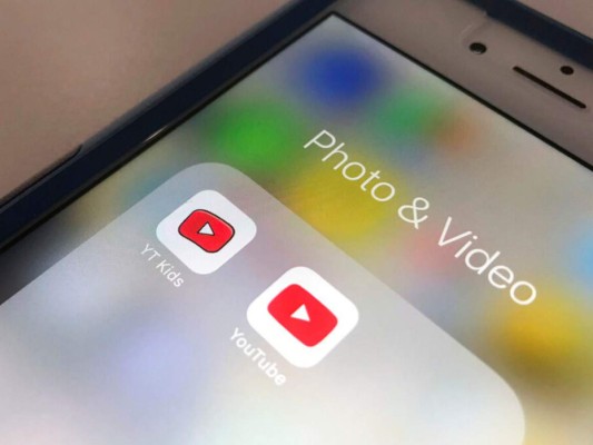 Sondeo revela que menores ven videos al menos una hora al día en internet