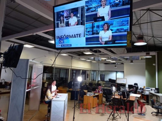 Así se vive el proceso electoral primario en las salas de redacción multimedia de Grupo Opsa (FOTOS)