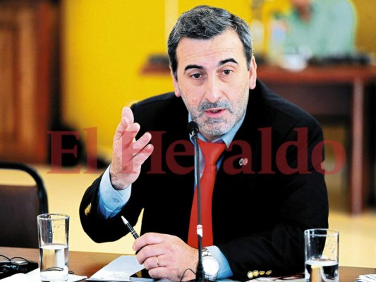 Edison Lanza: 'Un régimen de censura privada” establece ley que regulará Internet