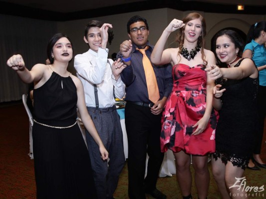 Elegante Cita Estudiantil cena de los seniors de la Elvel School