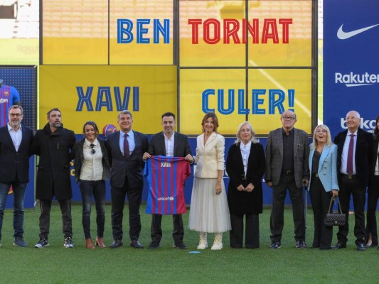 Así fue el regreso de Xavi Hernández al Camp Nou como nuevo entrenador del Barcelona