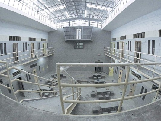 A El Pozo irán los cabecillas de bandas de extorsión