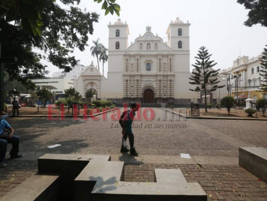 FOTOS: Desoladas las calles donde trabajadores cada 1 de mayo salen a marchar