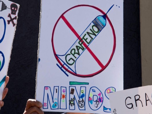 Decenas se manifiestan contra vacunación infantil anticovid en Costa Rica