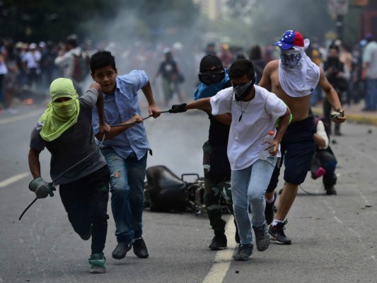 Nueve muertos en violenta elección de Constituyente en Venezuela