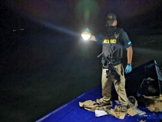 Las imágenes que dejó el fuerte decomiso de cocaína en La Mosquitia