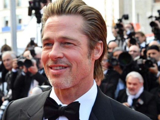 FOTOS: 15 famosos que rechazan estar en redes sociales