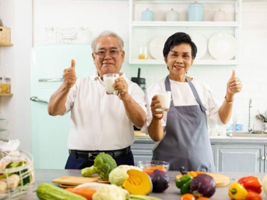 Normalizar dolores, consumir limón y evitar el gluten: 15 mitos comunes sobre la alimentación saludable
