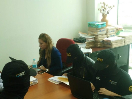 Honduras: Secuestran documentos en varias instituciones en busca de irregularidades