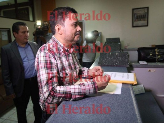 A solo horas de vencer el plazo para inscribirse como postulantes a Fiscal General y Adjunto