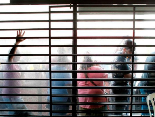 Ordenan evacuación preventiva en República Dominicana por huracán María