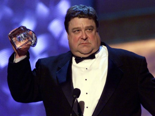 Actor John Goodman de 'Pedro Picapiedra' bajó de peso y se ve irreconocible