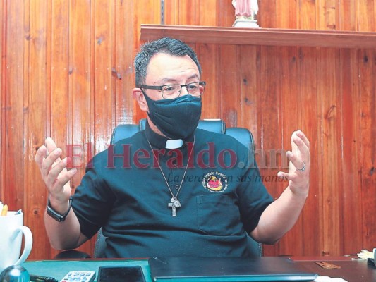 Padre Juan Ángel López: 'Necesitamos líderes serios, no pésimos actores que hacen daño en el país”