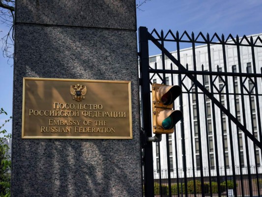 EEUU expulsa a diplomáticos rusos e impone otras sanciones  
