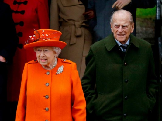 Príncipe Felipe de Inglaterra ingresa a hospital para cirugía de cadera