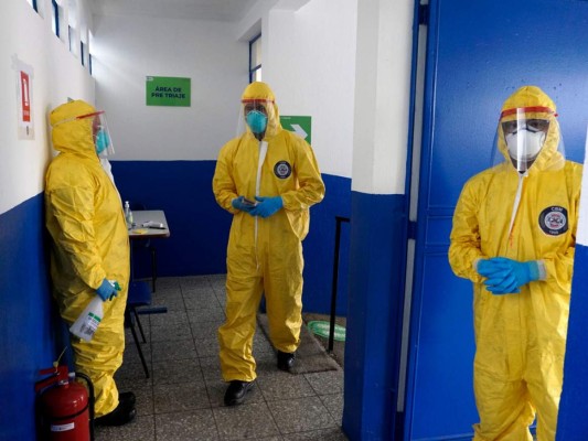 FOTOS: La pandemia deja muertos, penurias y desconfianza en el mundo