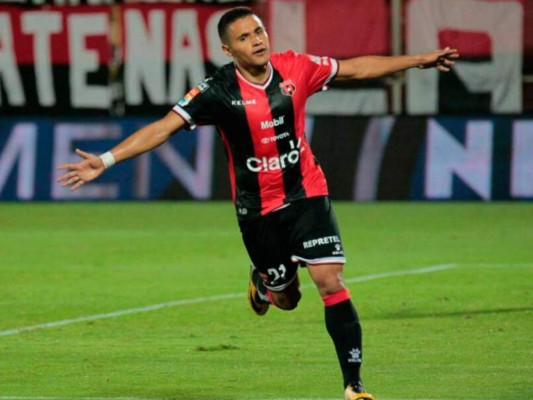Legionario Róger Rojas baja del Alajuelense por lesión