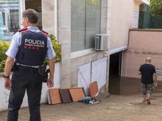 Migrante hondureño muere ahogado por fuertes lluvias en Girona