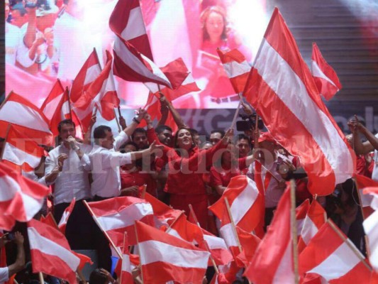 Honduras: Gabriela Núñez culmina campaña proselitista en medio de la euforia del pueblo liberal
