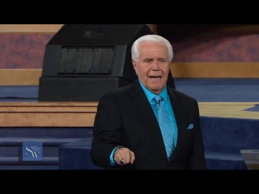 Él es Jesse Duplantis, el pastor millonario que pidió donar dinero para apresurar la venida de Jesús