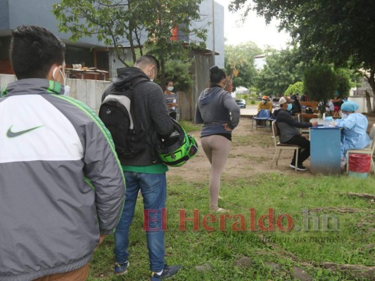 FOTOS: Insumos que el IHSS compró y sigue esperando en plena pandemia