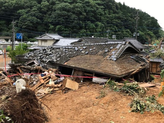 Imágenes impactantes de las labores de rescate por inundaciones en Japón