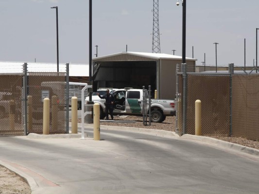 EEUU investiga grupo de patrulla fronteriza en Facebook con burlas a migrantes