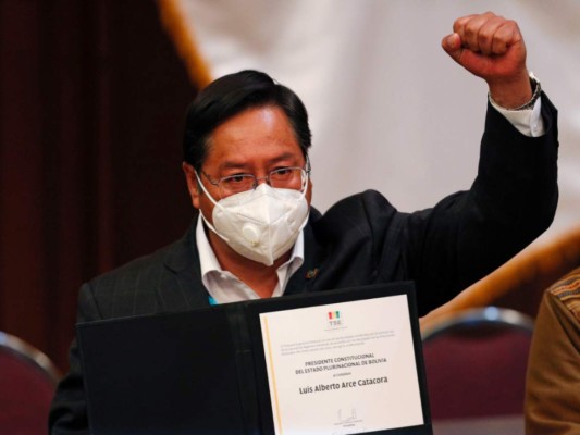 Luis Arce espera mejorar relación con EEUU tras triunfo de Biden