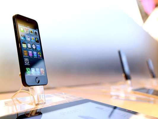 Filas en todo el mundo para comprar el iPhone 5